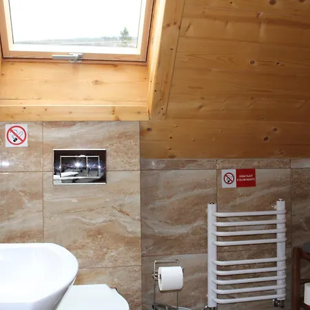 Stylovy Zrub Martina A S Kupacou Kadou A Detskym Ihriskom!