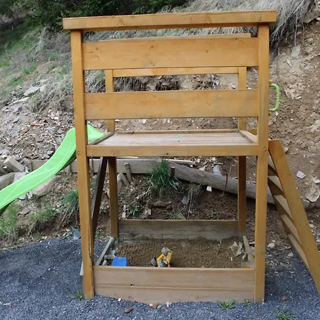 Stylovy Zrub Martina A S Kupacou Kadou A Detskym Ihriskom! Sebesér