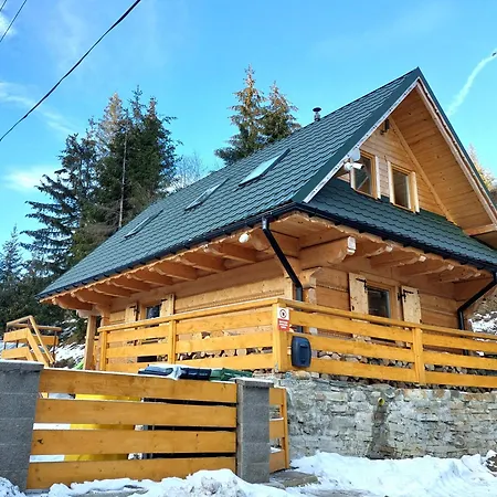 Stylovy Zrub Martina A S Kupacou Kadou A Detskym Ihriskom! Ždiar