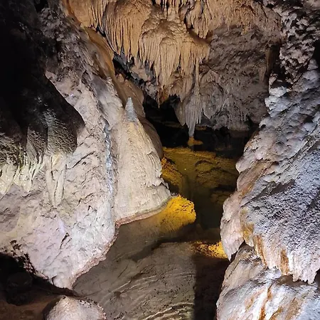 Stylovy Zrub Martina A S Kupacou Kadou A Detskym Ihriskom! 木屋 *