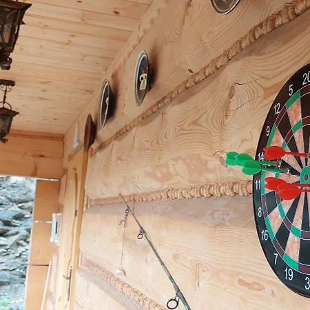 Stylovy Zrub Martina A S Kupacou Kadou A Detskym Ihriskom! * Sebesér